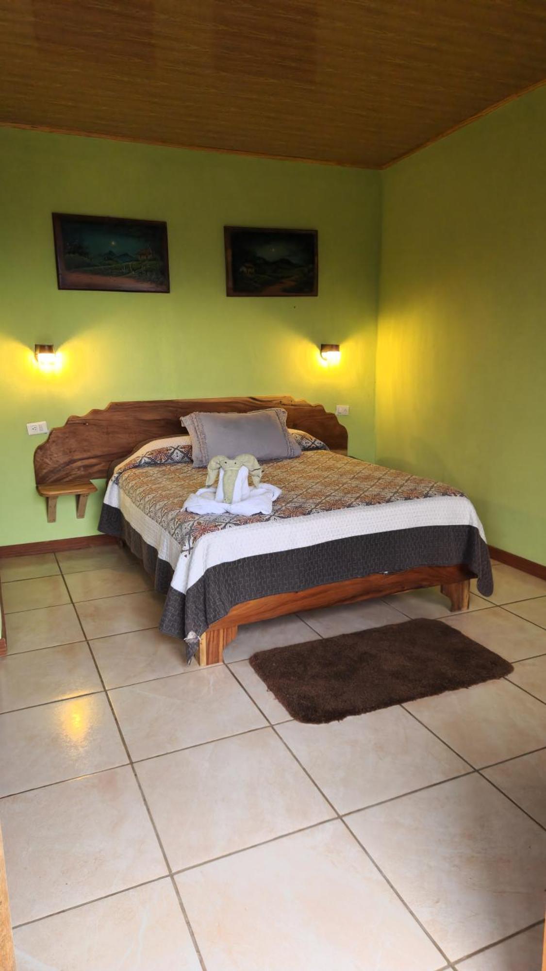 Twin Palms Lodge Monteverde Rum bild